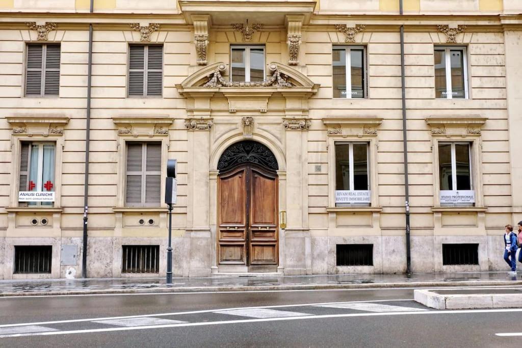 Elegant Apartment In The Heart Of Rome-Navona Area Exteriör bild
