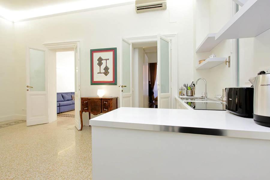 Elegant Apartment In The Heart Of Rome-Navona Area Exteriör bild
