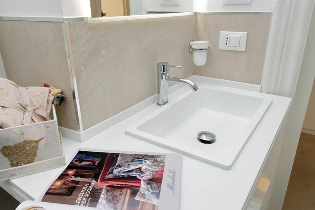 Elegant Apartment In The Heart Of Rome-Navona Area Exteriör bild