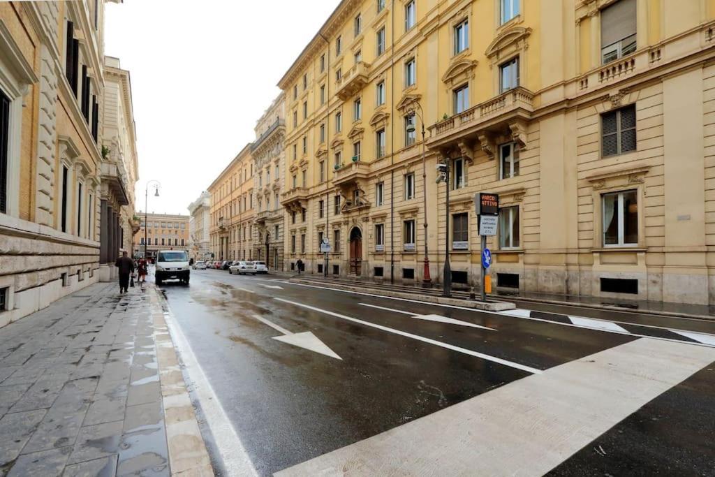 Elegant Apartment In The Heart Of Rome-Navona Area Exteriör bild